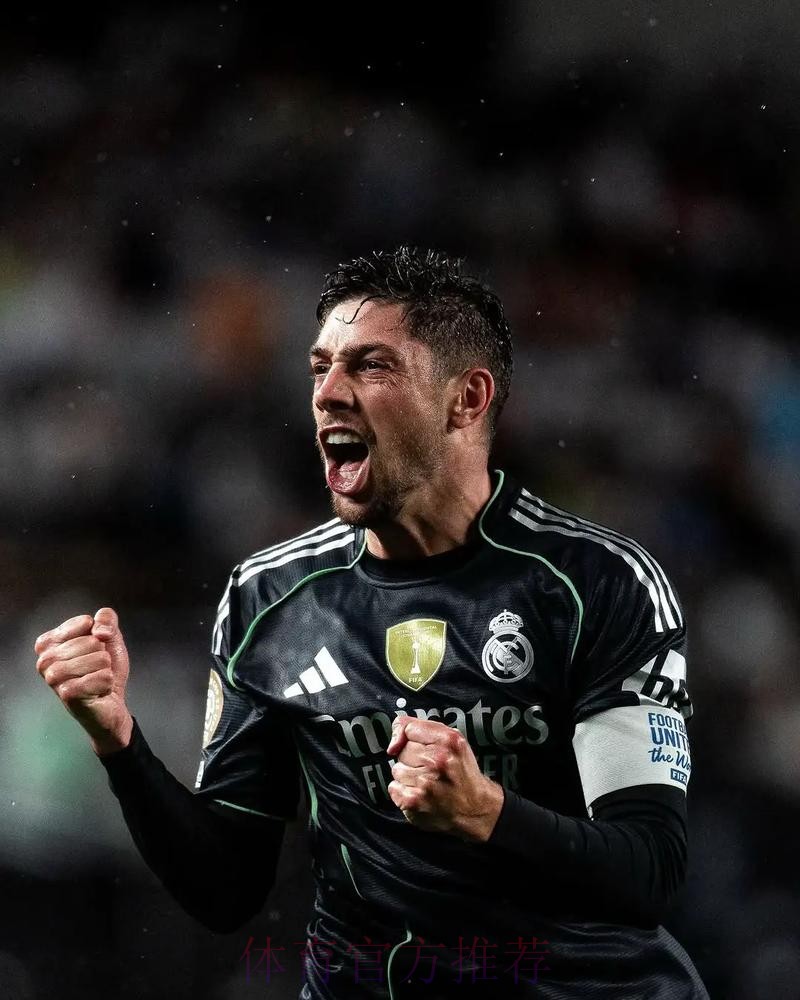 记者:拉莫斯已从新冠康复 巴尔韦德依然在隔离 记者:拉莫斯已从新冠康复 巴尔韦德依然在隔离